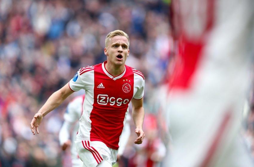  AFC Ajax pede 55 milhões de euros para liberar Donny van de Beek