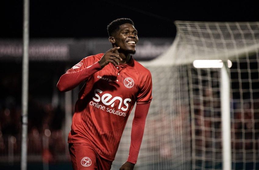 Almere City vence Helmond Sport e chega a quarta vitória seguida na segundona