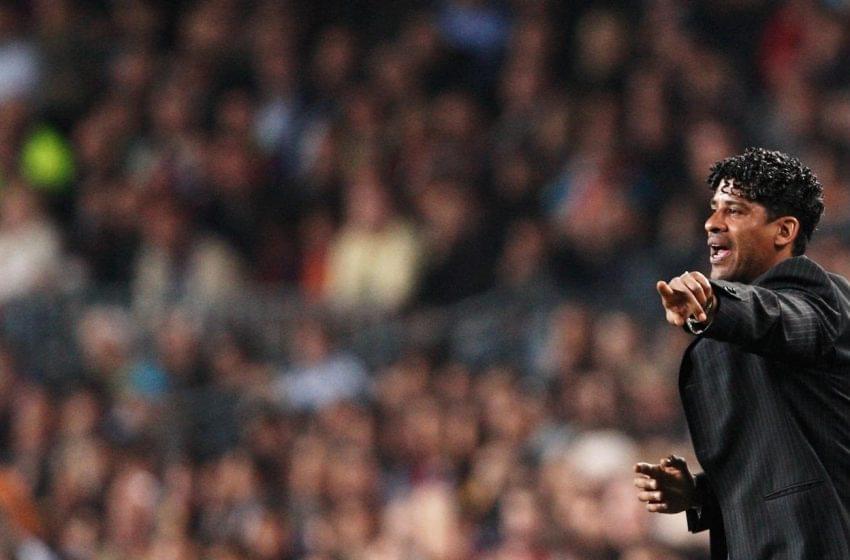 Frank Rijkaard recusa convite de comandar a seleção holandesa