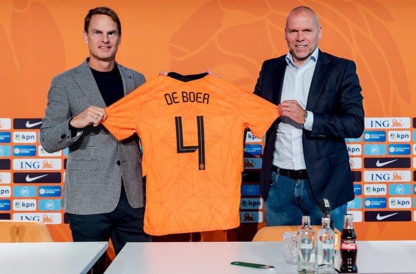 The Times aponta que Frank de Boer poderá convocar 26 jogadores para a Eurocopa