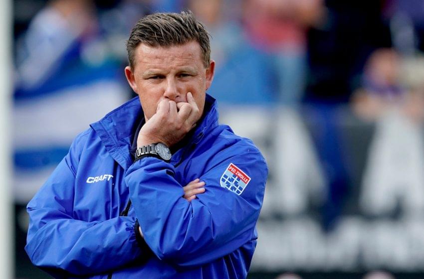 Após derrota para o FC Emmen, PEC Zwolle demite John Stegeman