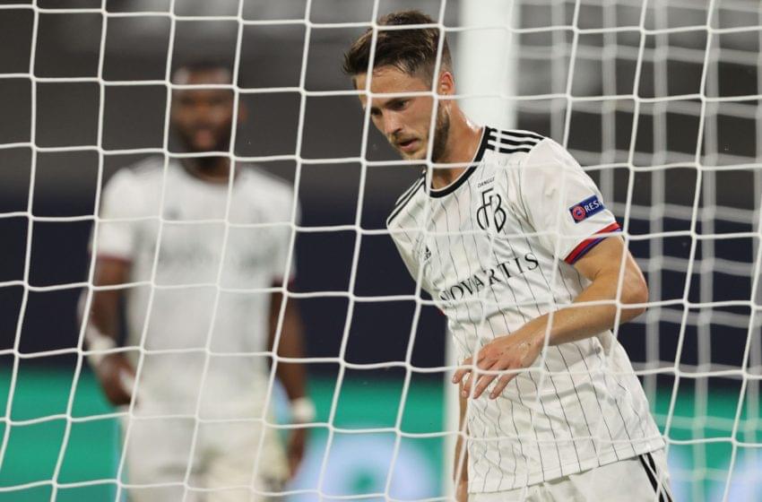 Ricky van Wolfswinkel renova com o FC Basel