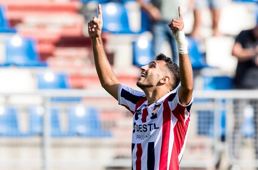 Willem II bate Heracles por 4 a 0 com mais uma excelente exibição de Evangelos Pavlidis