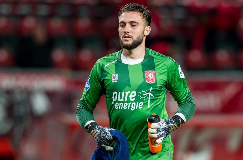 PSV de olho em Joël Drommel