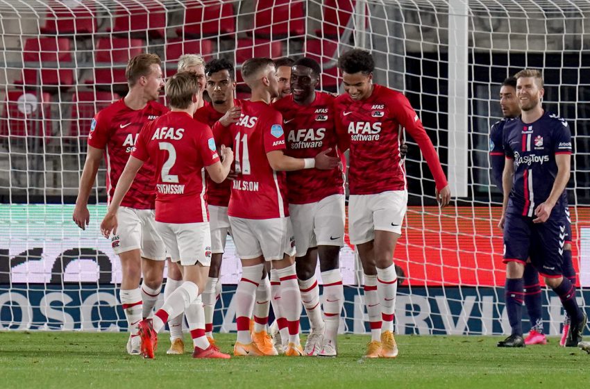 AZ Alkmaar luta para vencer FC Emmen por 1 a 0 Futebol Holandês