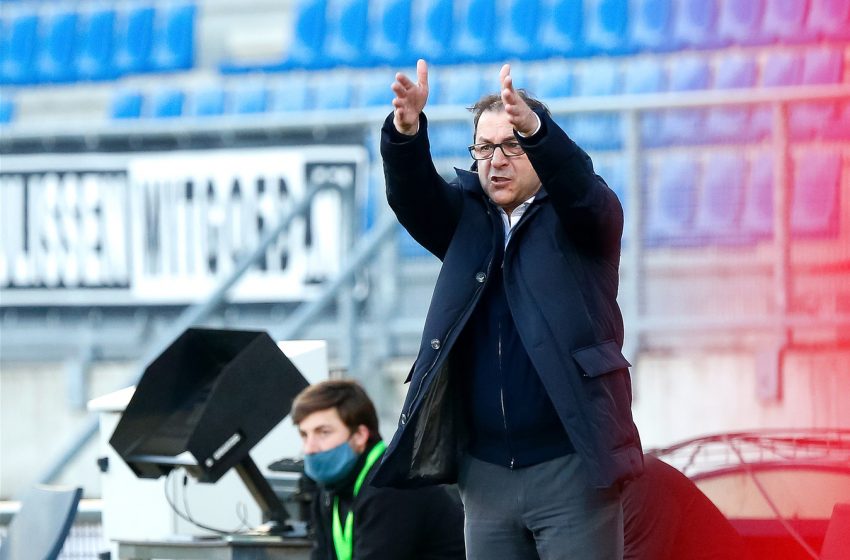 Željko Petrović sente a falta de jogadores no Willem II importantes para duelo contra o FC Twente