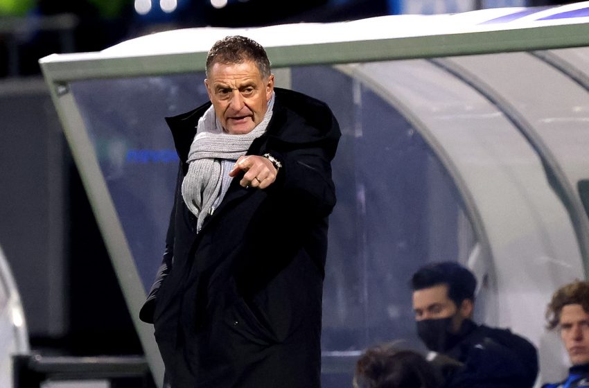 Crise no FC Eindhoven: Ernie Brandts é afastado do comando técnico da equipe