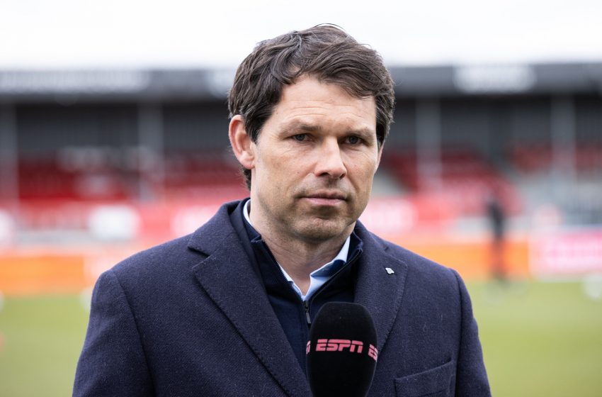 Treinador do Almere City FC acredita que seu time teve paciência e calma para vencer o NEC Nijmegen