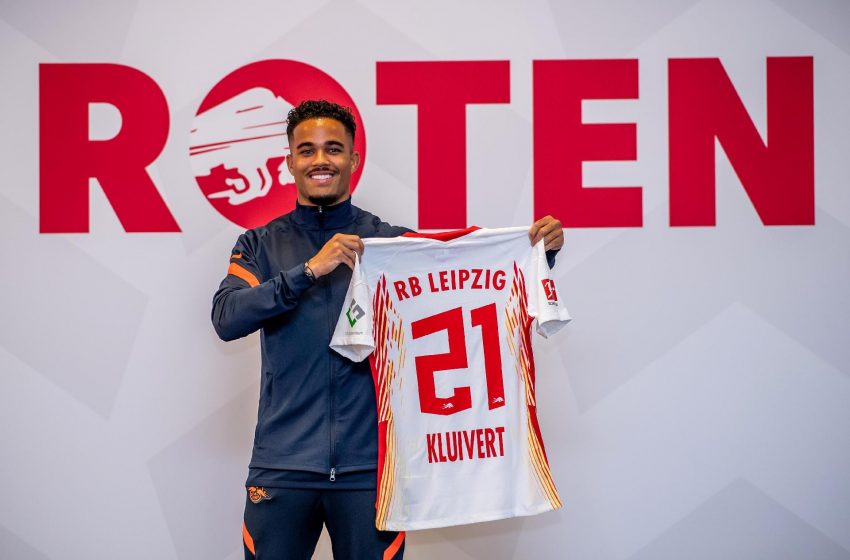Justin Kluivert fala sobre duelo entre Ajax e AS Roma pela UEFA Europe League