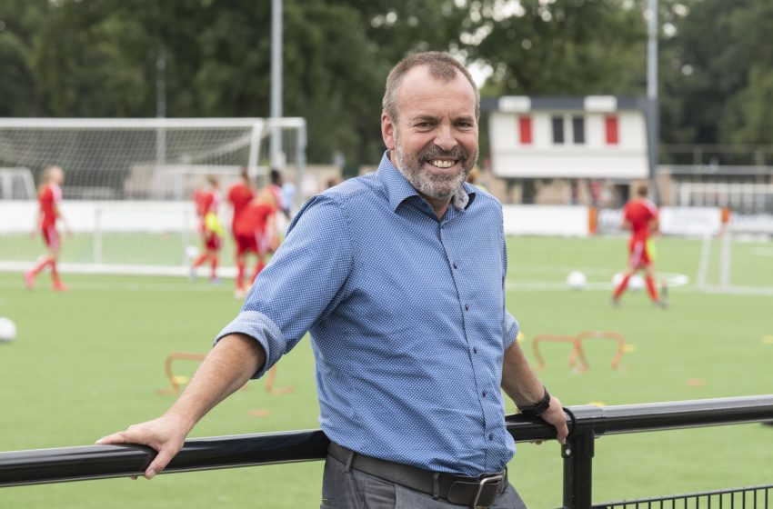 René Roord assina por mais três temporadas com o FC Twente Feminino