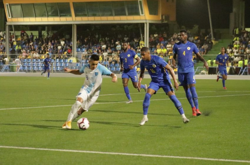 Patrick Kluivert classifica Curaçao para a segunda fase das Eliminatórias para a Copa do Mundo de 2022 na CONCACAF