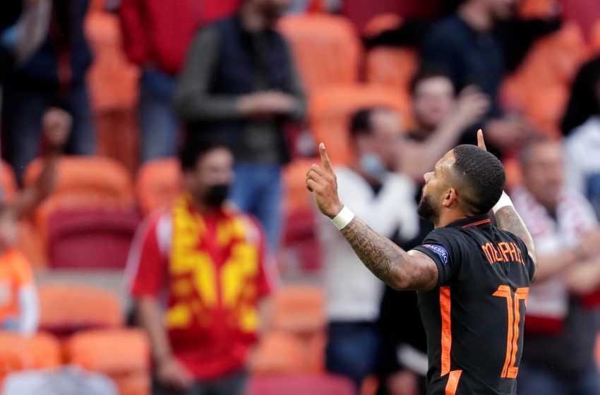 Georginio Wijnaldum marca duas vezes e Holanda bate Macedônia por 3 a 0