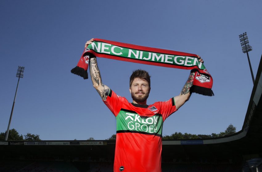Lasse Schöne assina com o NEC Nijmegen por duas temporadas