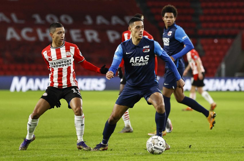 AZ Alkmaar renova contrato de Tijjani Reijnders