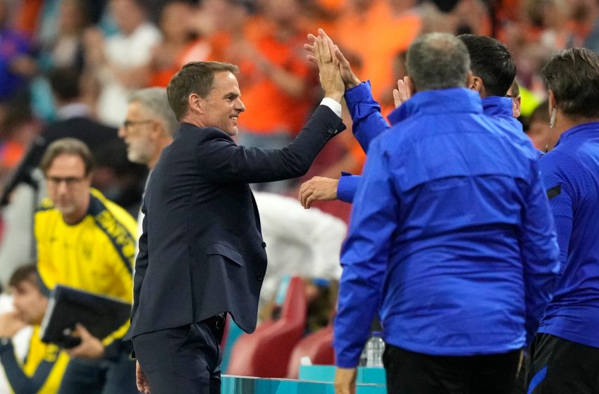 Frank de Boer ficou satisfeito com desempenho da seleção na vitória sobre a Ucrânia