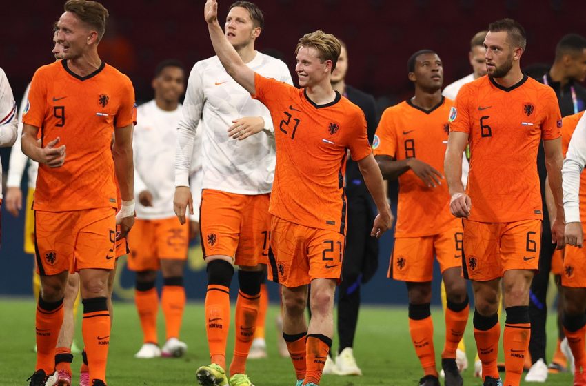 Frenkie de Jong espera com grande expectativa as oitavas de finais da Eurocopa