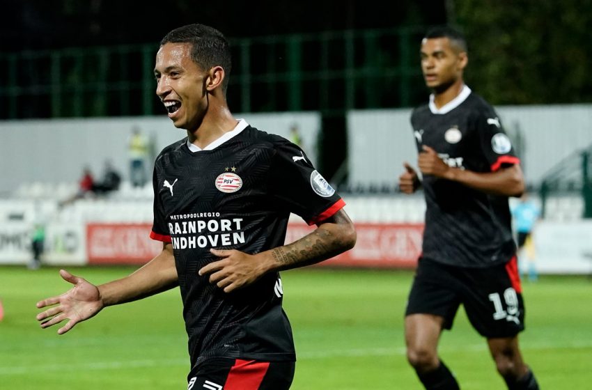 PSV renova contrato de atacante brasileiro, Mauro Júnior