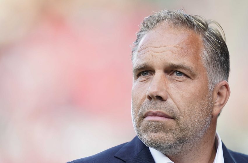 Art Langeler lamenta derrota para o NEC Nijmegen
