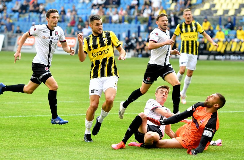  Dundalk FC dificultou a vida do Vitesse em Arnhem e 1ª duelo terminou empatado em 2 a 2