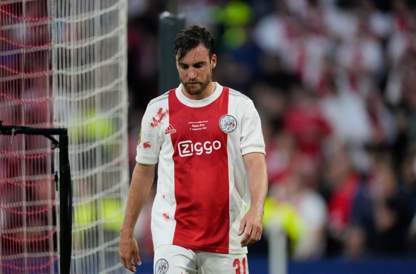 Nicolás Tagliafico suspenso por dois jogos