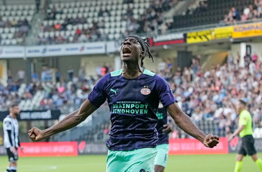 PSV mantém boa forma e bate Heracles Almelo por 2 a 0