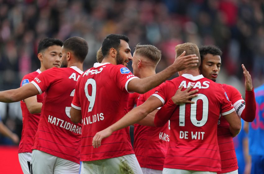 AZ Alkmaar não toma conhecimento e passa o carro em cima do FC Utrecht