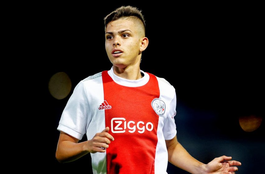  Ajax empresta Giovanni ao SC Telstar