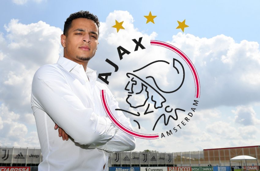 Brian Brobbey e Mohamed Ihattaren estão inscritos pelo Ajax na UEFA Champions League 2021/22