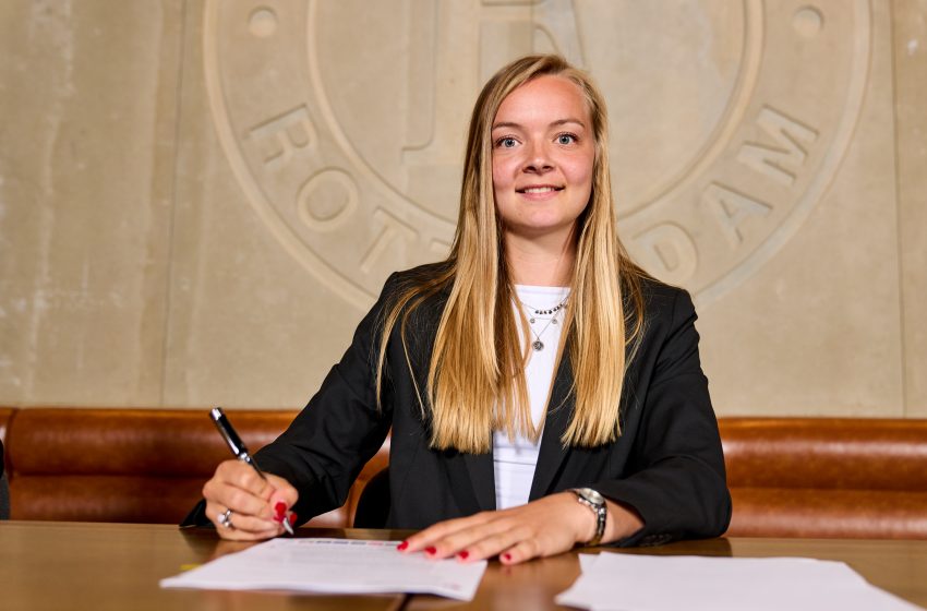 Amber Verspaget é o primeiro reforço do Feyenoord