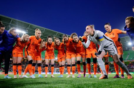 Mark Parsons divulga convocação de 23 jogadoras para a Eurocopa Feminina na Inglaterra em Julho