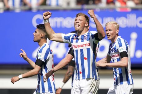Sydney van Hooijdonk brilha e SC Heerenveen vence Go Ahead Eagles por 3 a 1