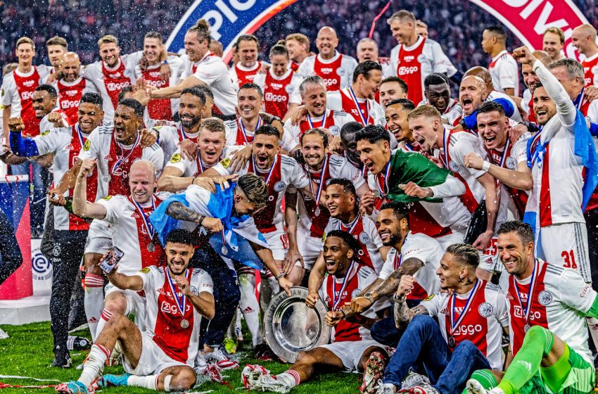  Ajax goleia o SC Heerenveen e é campeão da Eredivisie 2021/22