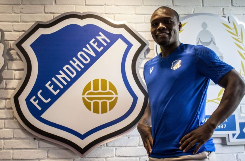  Moussa Sanoh é mais um reforço para o ataque do FC Eindhoven