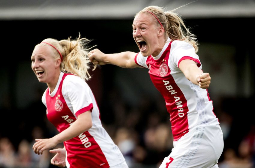  Stefanie van der Gragt deixará o Ajax ao final da temporada 2021/22