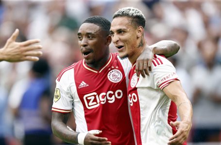 Steven Bergwijn faz três gols, Antony brilha e Ajax vence o FC Groningen por 6 a 1