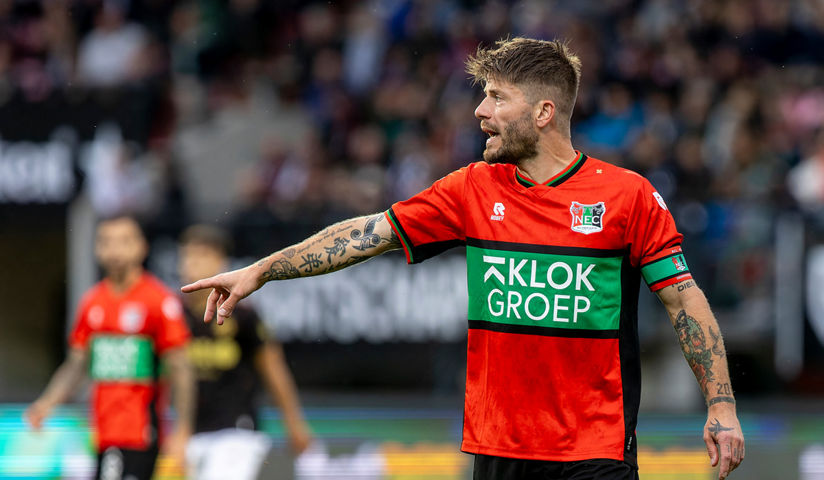 Lasse Schöne renova com o NEC Nijmegen por mais uma temporada