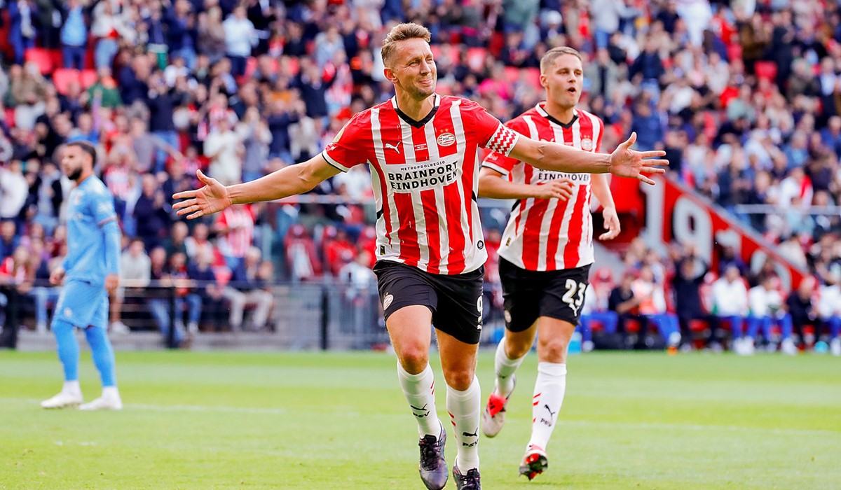 PSV vence a quinta partida consecutiva na Eredivisie