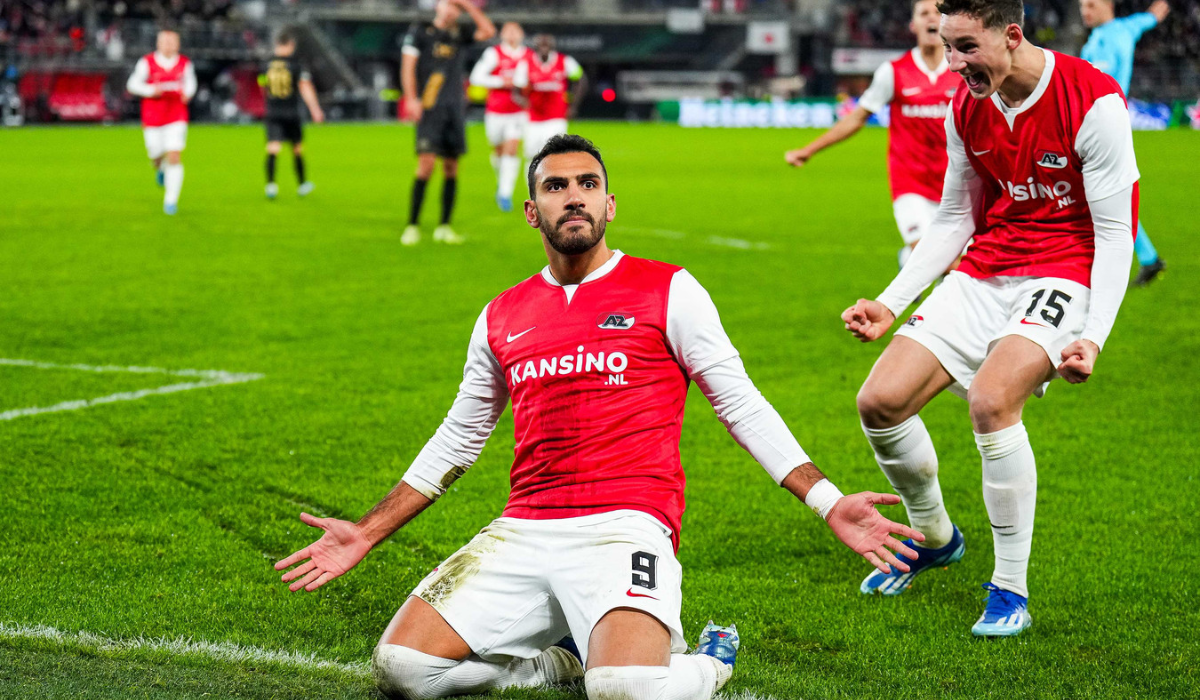 Com dois jogadores expulsos, AZ Alkmaar perde de virada para o FC Groningen  em Alkmaar - Futebol Holandês