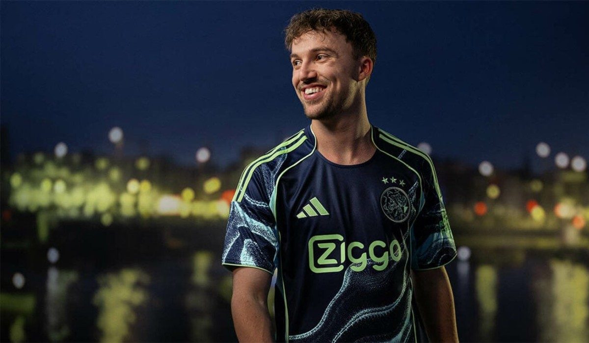 Ajax Away 2025.26