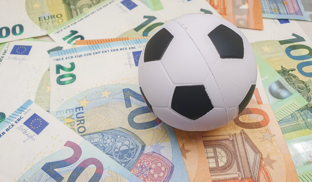 Futebol e Dinheiro